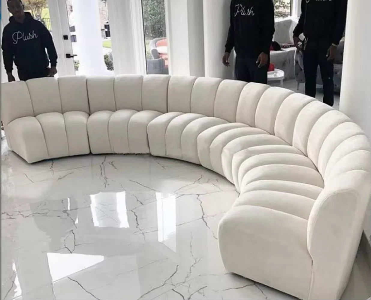 Italienisches Minimalistisches Schlafsofa - Elektrisch verstellbar Samt ohne Wandabstand