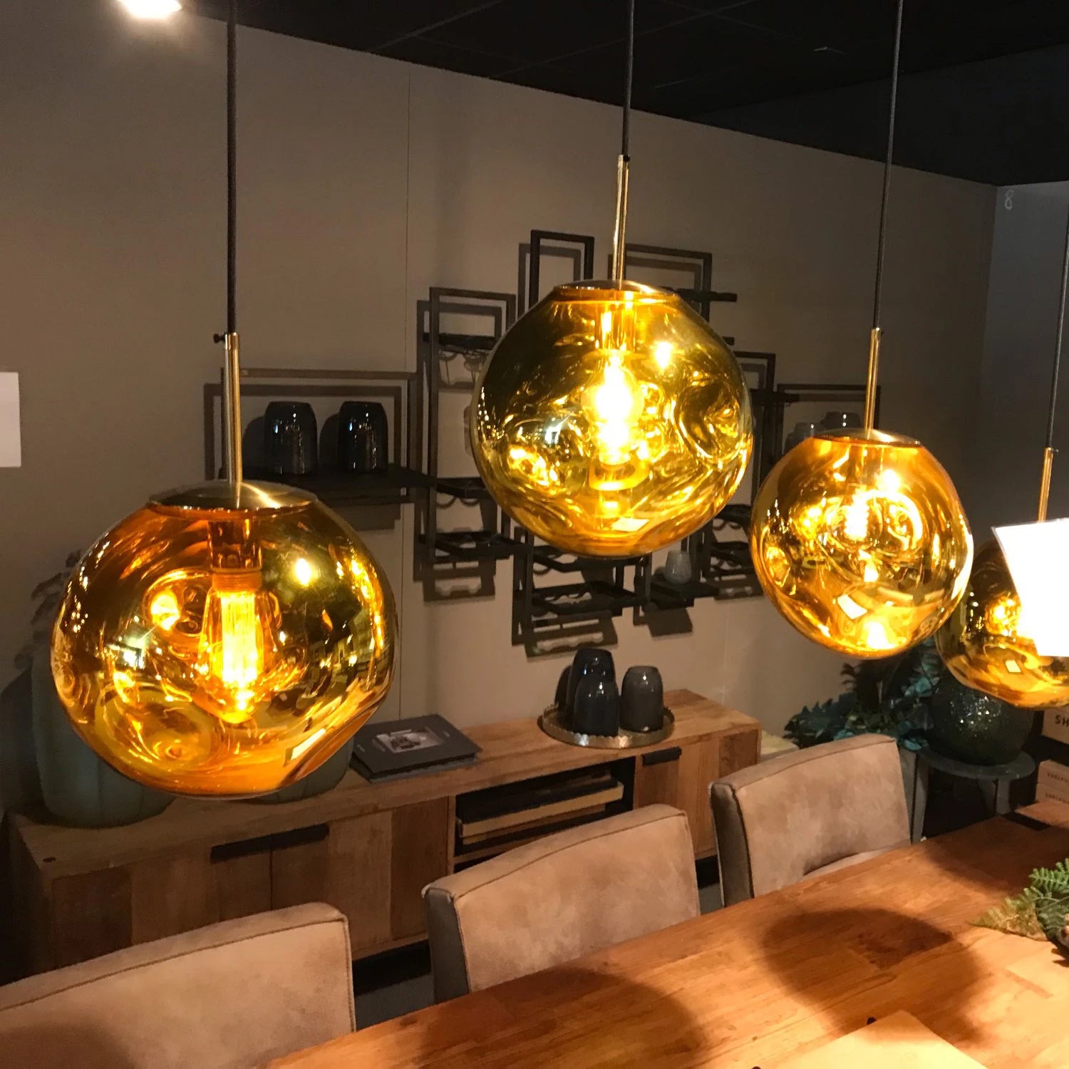 Moderne Lava LED Kronleuchter